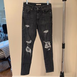 Levi’s 721 High Rise Skinny Jeans